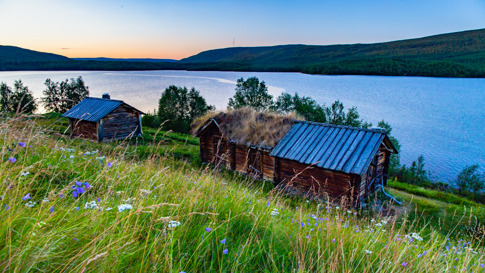 Authentic arctic Life in Lapland Summer Utsjoki nightless night