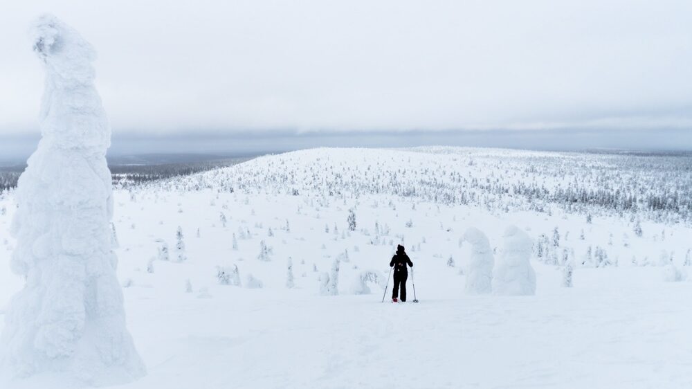 winter-in-lapland-riisitunturi-national-park-by-SaijaHalminen