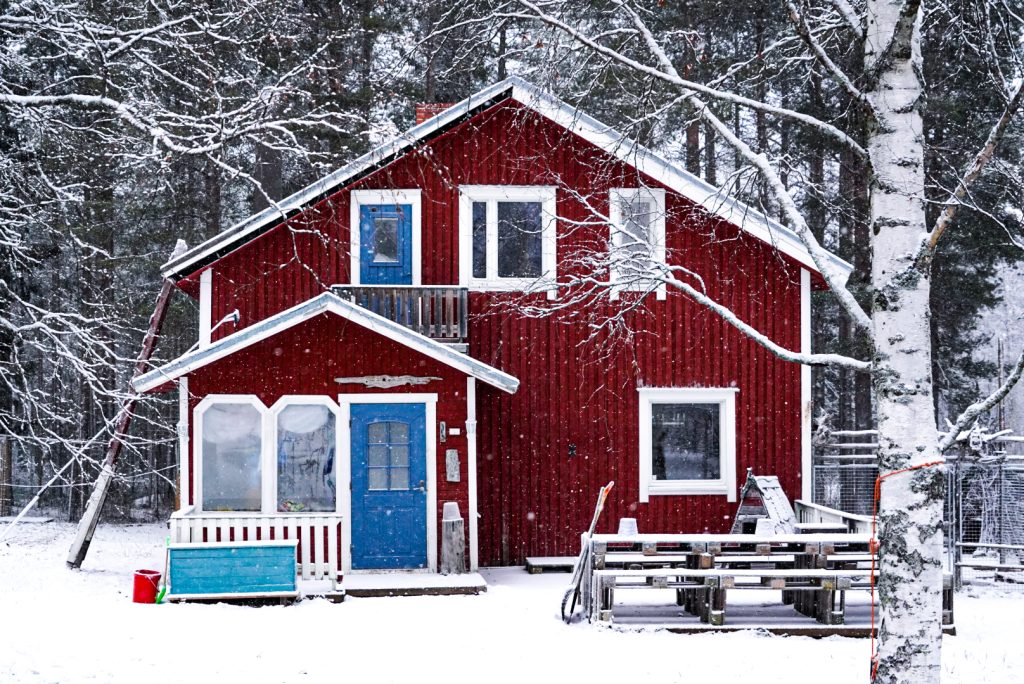 Susimaa, Lapland, Red traditional house, Photo Luisa Schaffner